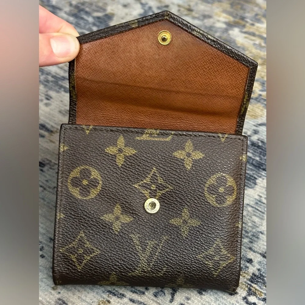 Louis Vuitton Monogram Monnaie Double Snap Wallet - Picture 3 of 16